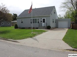 304 Fallwood Rd, Redwood Falls, MN 56283