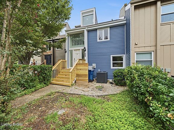 4th image of 13909 Harbour Pl