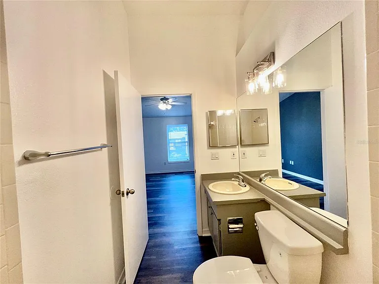 4025 Angel Oak Ct #203 — Photo 37
