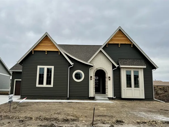 308 SW 17th St, Ankeny, IA 50023