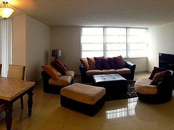 3rd image of 1301 NE Miami Gardens Dr APT 726