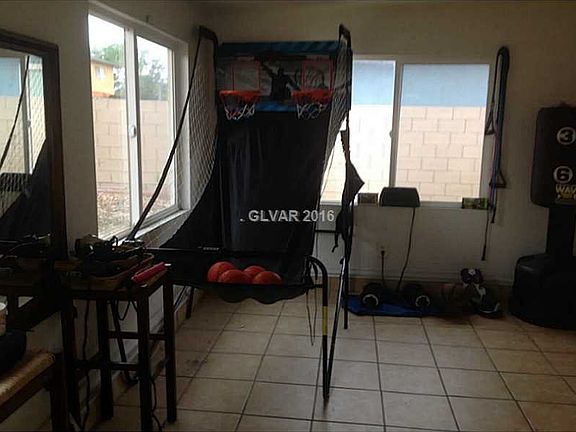 5th image of 4325 Cinderella Ln