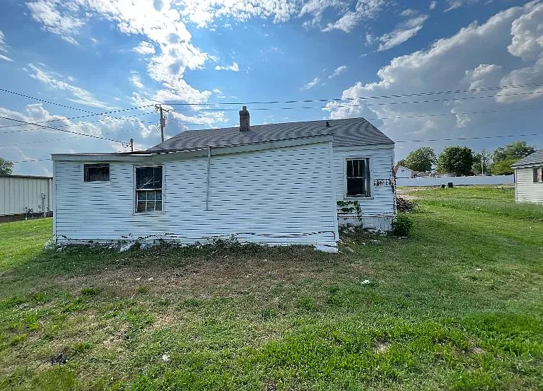 802 Highway 61 — Photo 4
