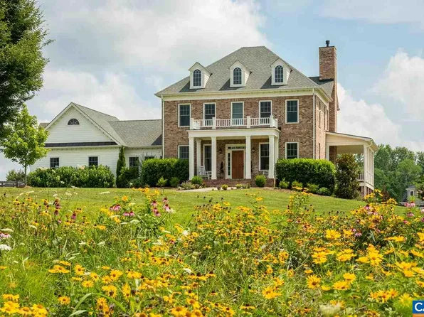 313 Ragged Mountain Dr, Charlottesville, VA 22903