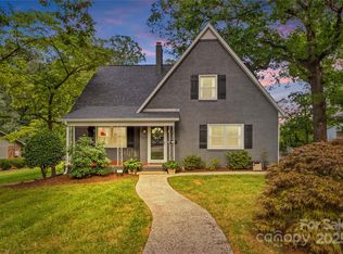 848 Woodland Rd, Statesville, NC 28677