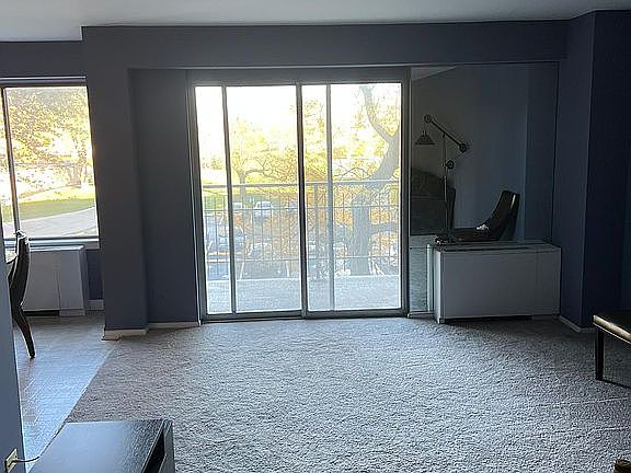 2nd image of 6933 N Kedzie Ave APT 317