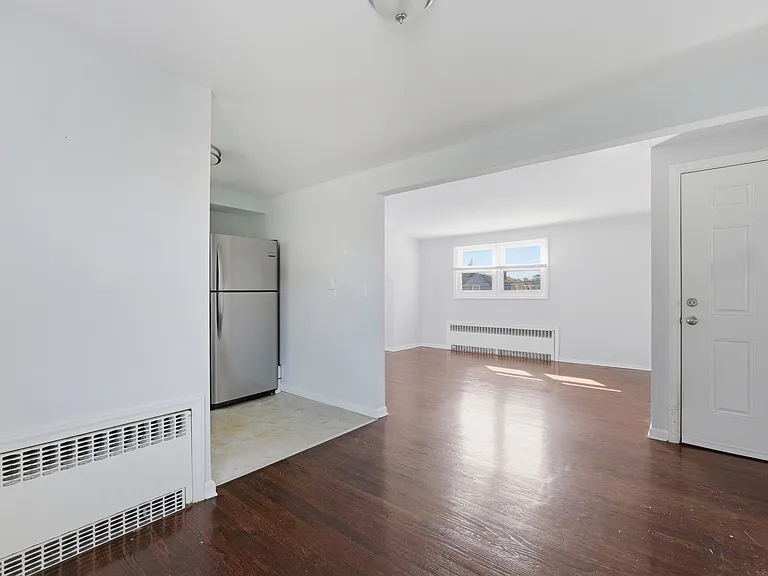 55 Marconi St #2 — Photo 11