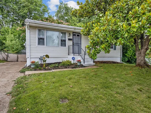 6345 Hancock Ave, Berkeley, MO 63134