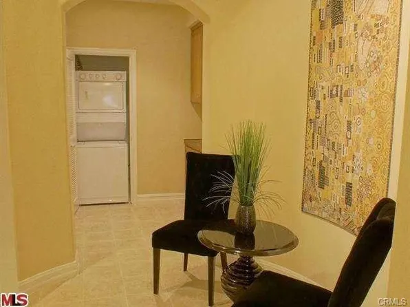 4601 Coldwater Canyon Ave Unit 304, Studio City, CA 91604