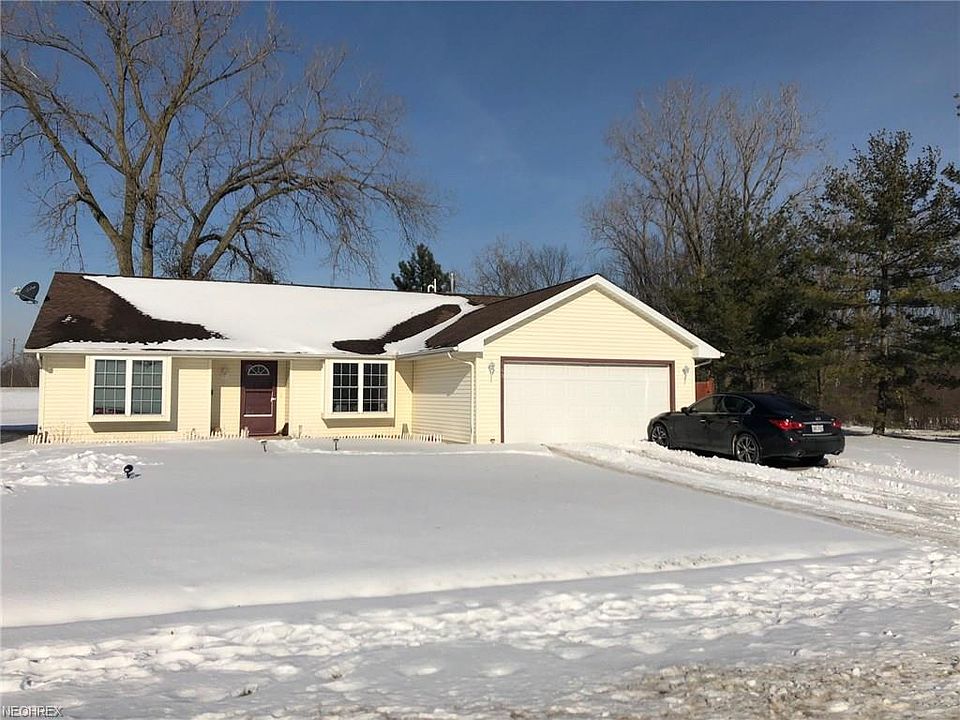 1st image of 160 Emerson Ave