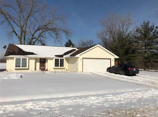 160 Emerson Ave, Berea, OH 44017