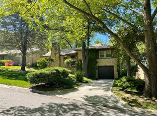 384 Keeline Ave, Council Bluffs, IA 51503