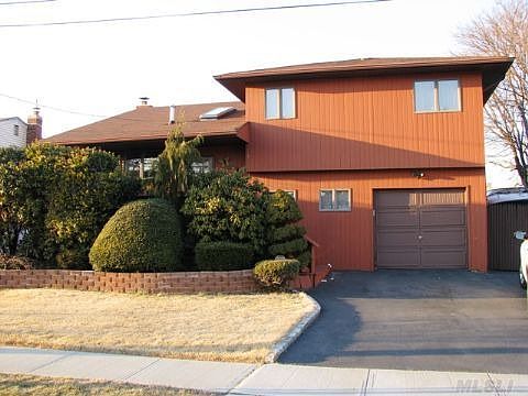 1st image of 21 Ann Dr N