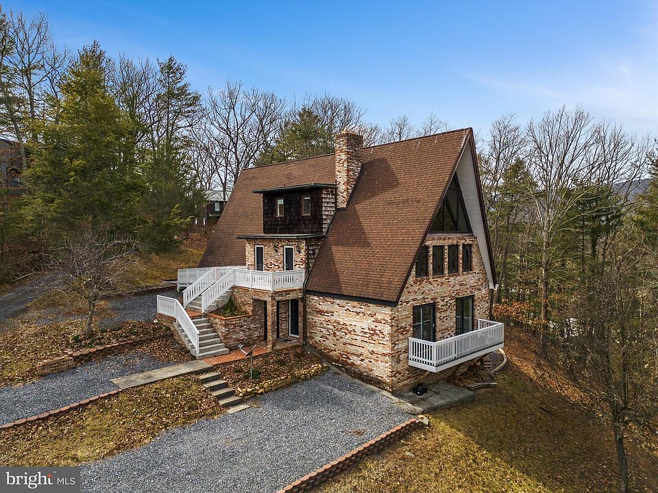 1st image of 396 Aspen Way N