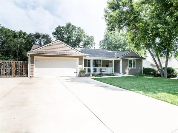 4716 W 61st St, Mission, KS 66205