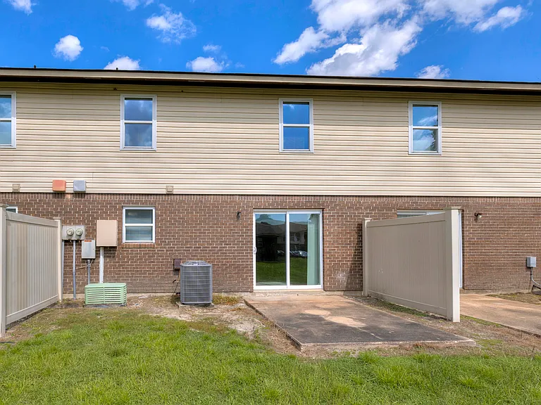 1121 Alice Dr #8 — Photo 10