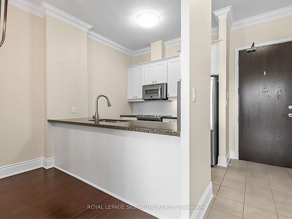 5th image of 281 Woodbridge Ave #Penthouse 611