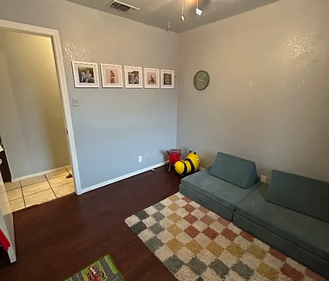311 Redbud St — Photo 3