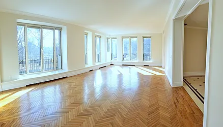 Rented by Manhattan Spaces