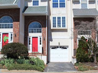 122 Campbell Dr, Conshohocken, PA 19428