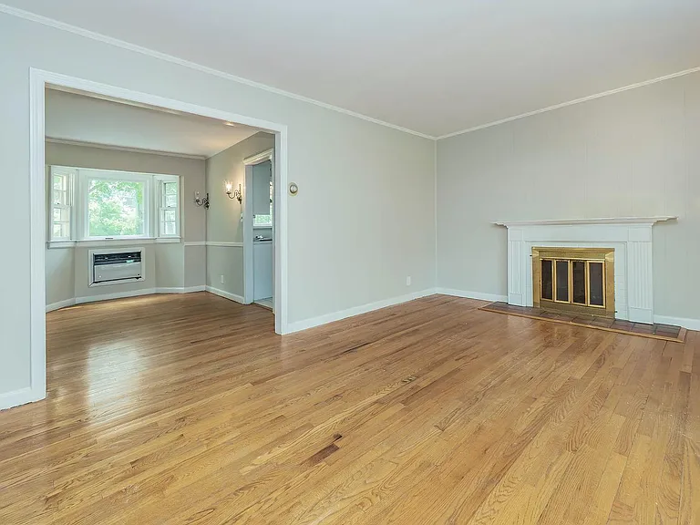 65 Beechwood Dr — Photo 6