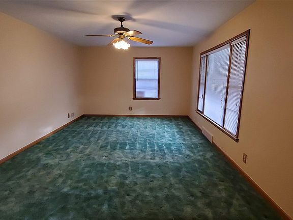 2nd image of 3105 Liberty Dr