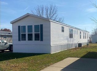 5000 Lincoln Way #30, Clinton, IA 52732
