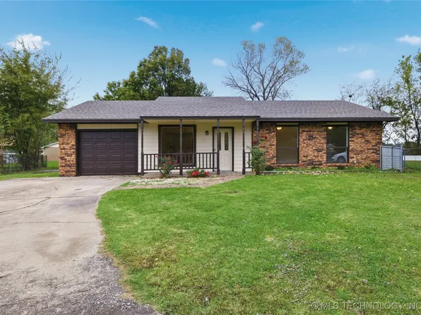 320 Heron Cir, Pryor, OK 74361