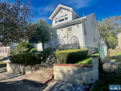 533 Victory Ave, Ridgefield, NJ, 07657