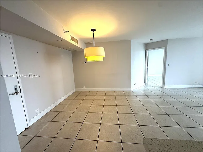 3530 Mystic Pointe Dr #1907 — Photo 4
