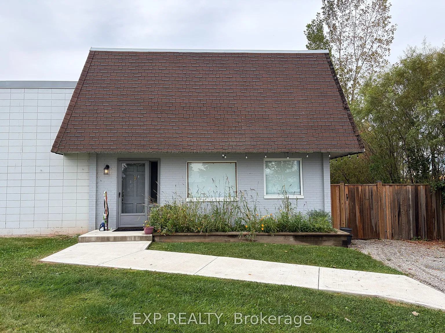 3 bed, $2,500 — Photo 1