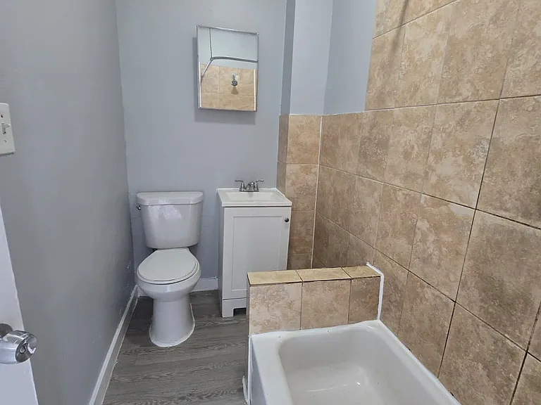198 Parker St #2A — Photo 3
