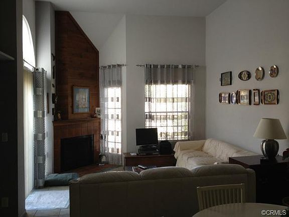 3rd image of 427 E Orange Grove Ave Unit 308