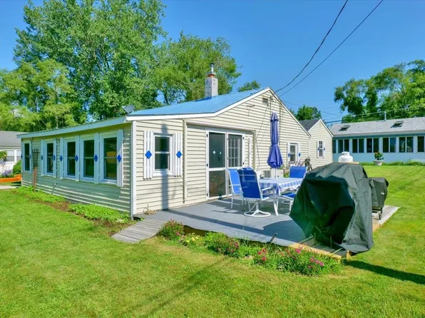 29 Sand Dunes Way, Colchester, VT 05446