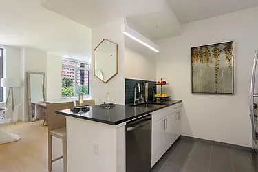 Rented by Red Apple Group