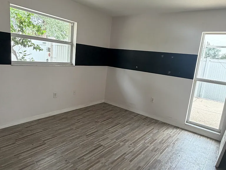264 Tulane Rd — Photo 3