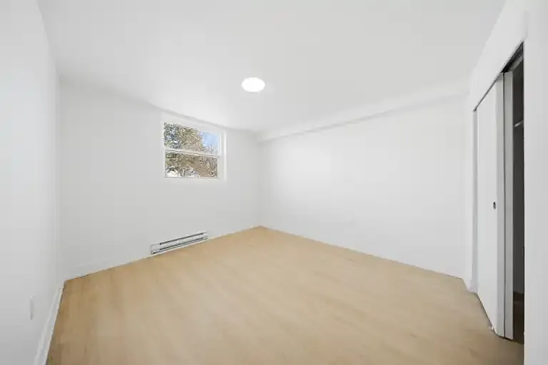 25 Downes Ave #1A — Photo 8