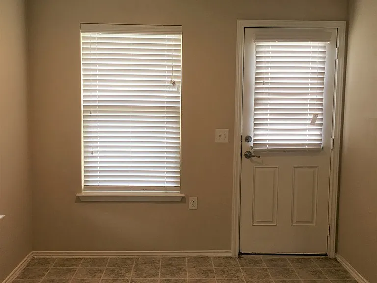 7005 Outfitter Dr — Photo 9