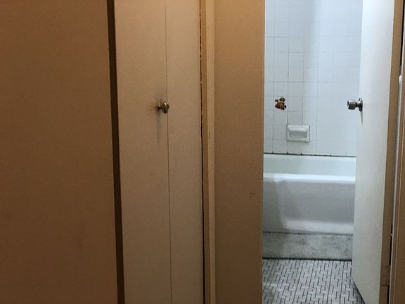 5th image of 14205 Roosevelt Ave APT 631