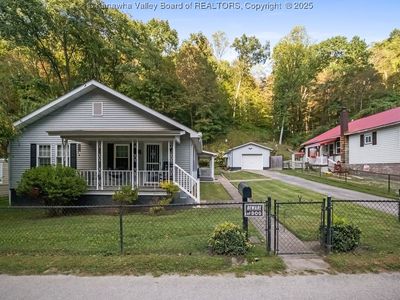 1585 Point Lick Dr, Charleston, WV, 25306