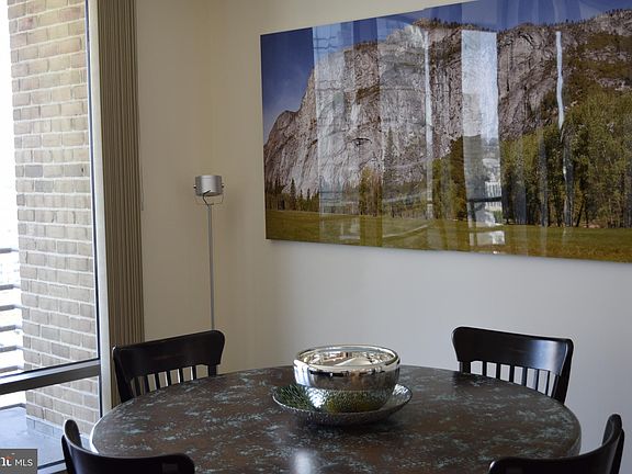 5th image of 675 President St Unit 2301