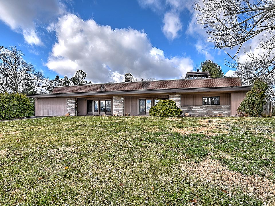 1st image of 131 Pine Hill Dr #0