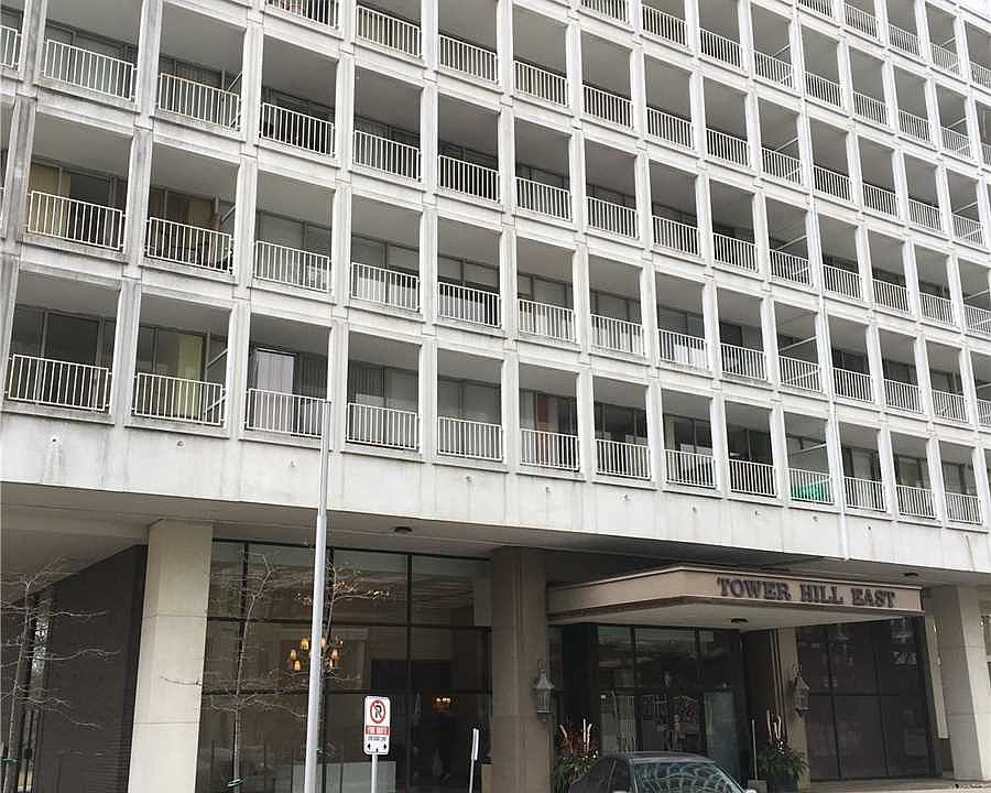 2nd image of 330 Spadina Rd #1003