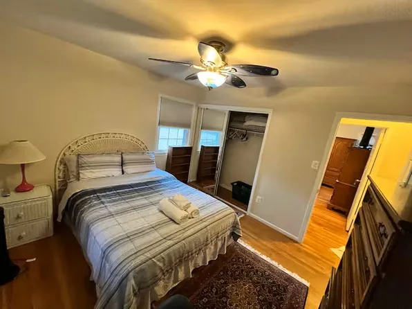 (undisclosed Address), Vienna, VA 22182