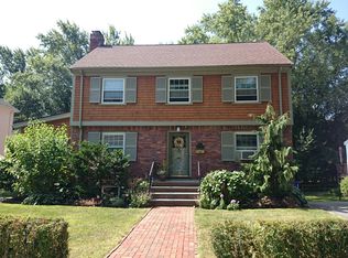 263 Beverly Rd, Brookline, MA 02467