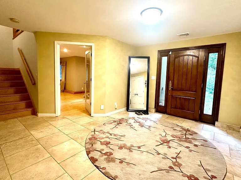 75 Ruby Rd — Photo 2