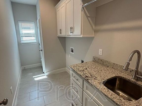 3rd image of 1431 Overcup Oak Ln