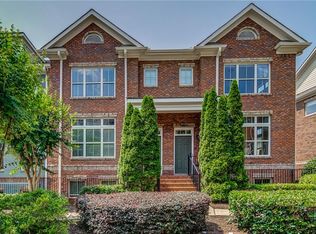 8120 Willoughby Ct, Alpharetta, GA