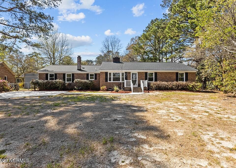 1st image of 106 Wilkshire Drive