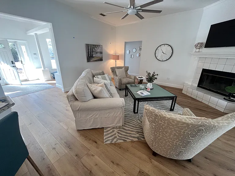 14410 NW 83rd Ln — Photo 6